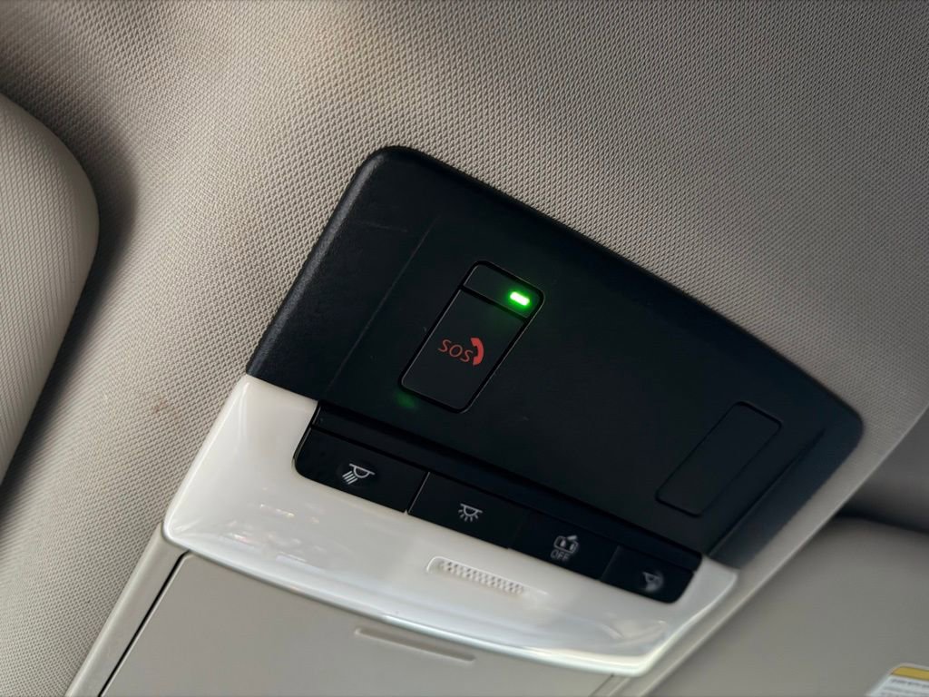 Used 2023 Nissan Rogue SV image 39