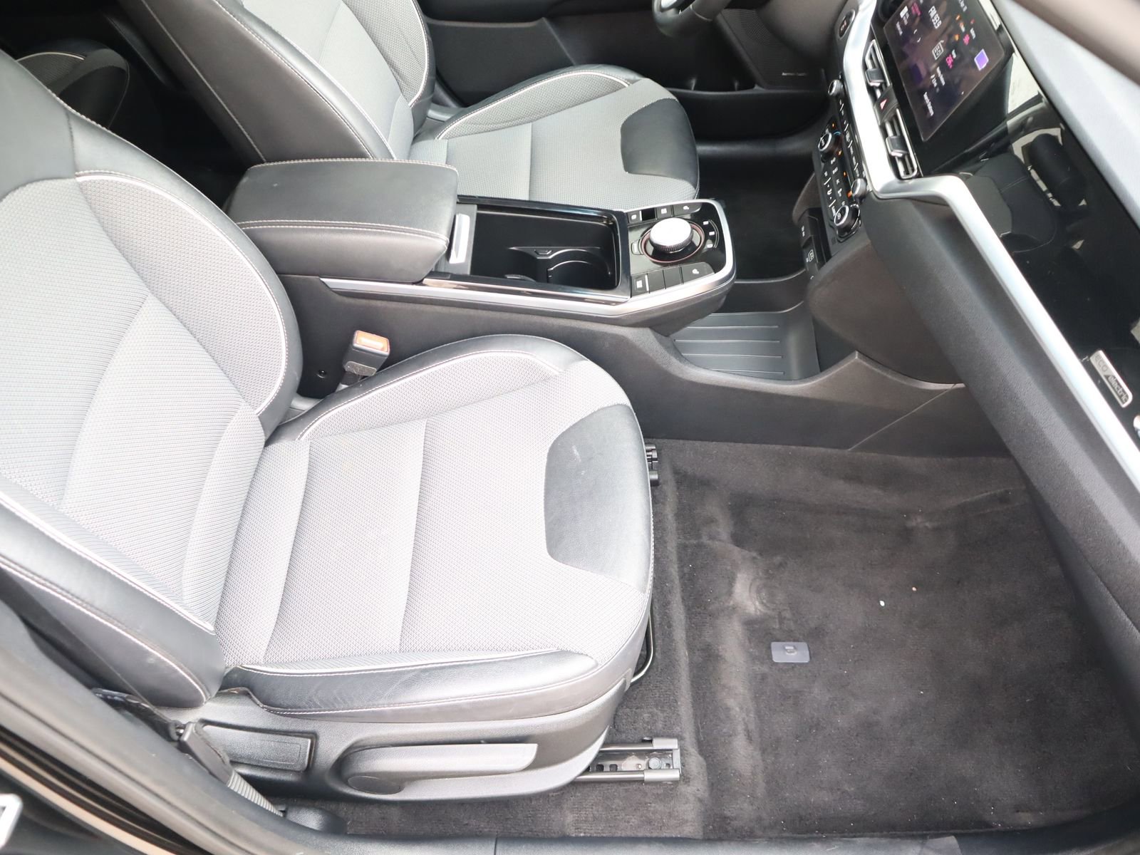 Used 2022 Kia Niro EX image 48