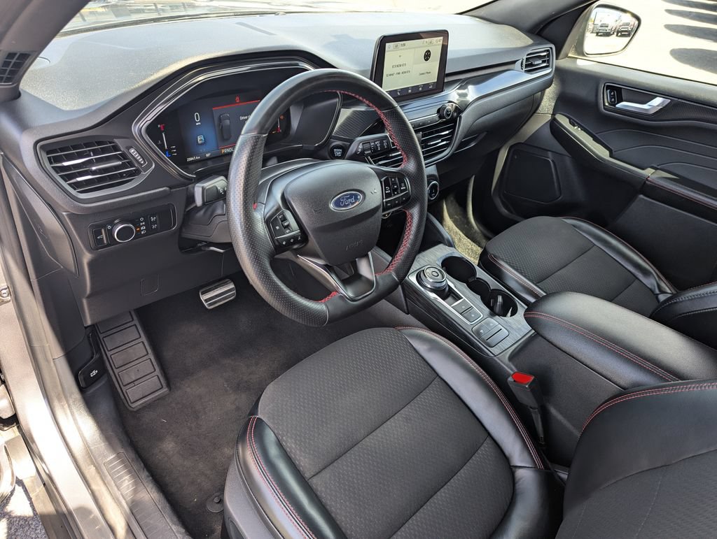 Used 2024 Ford Escape ST-Line AWD/4WD image 25