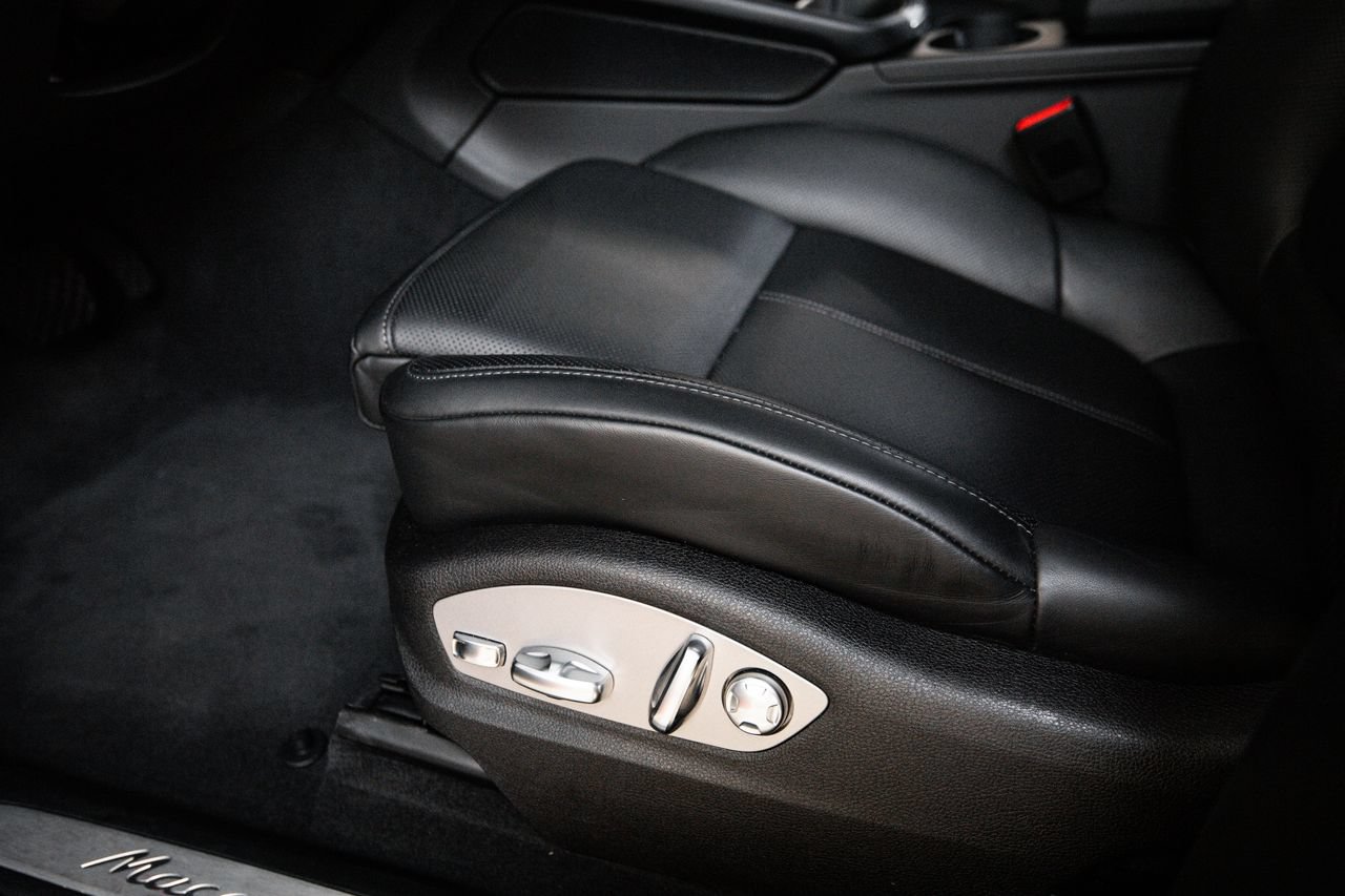 Certified 2026 Porsche Macan S AWD/4WD image 14