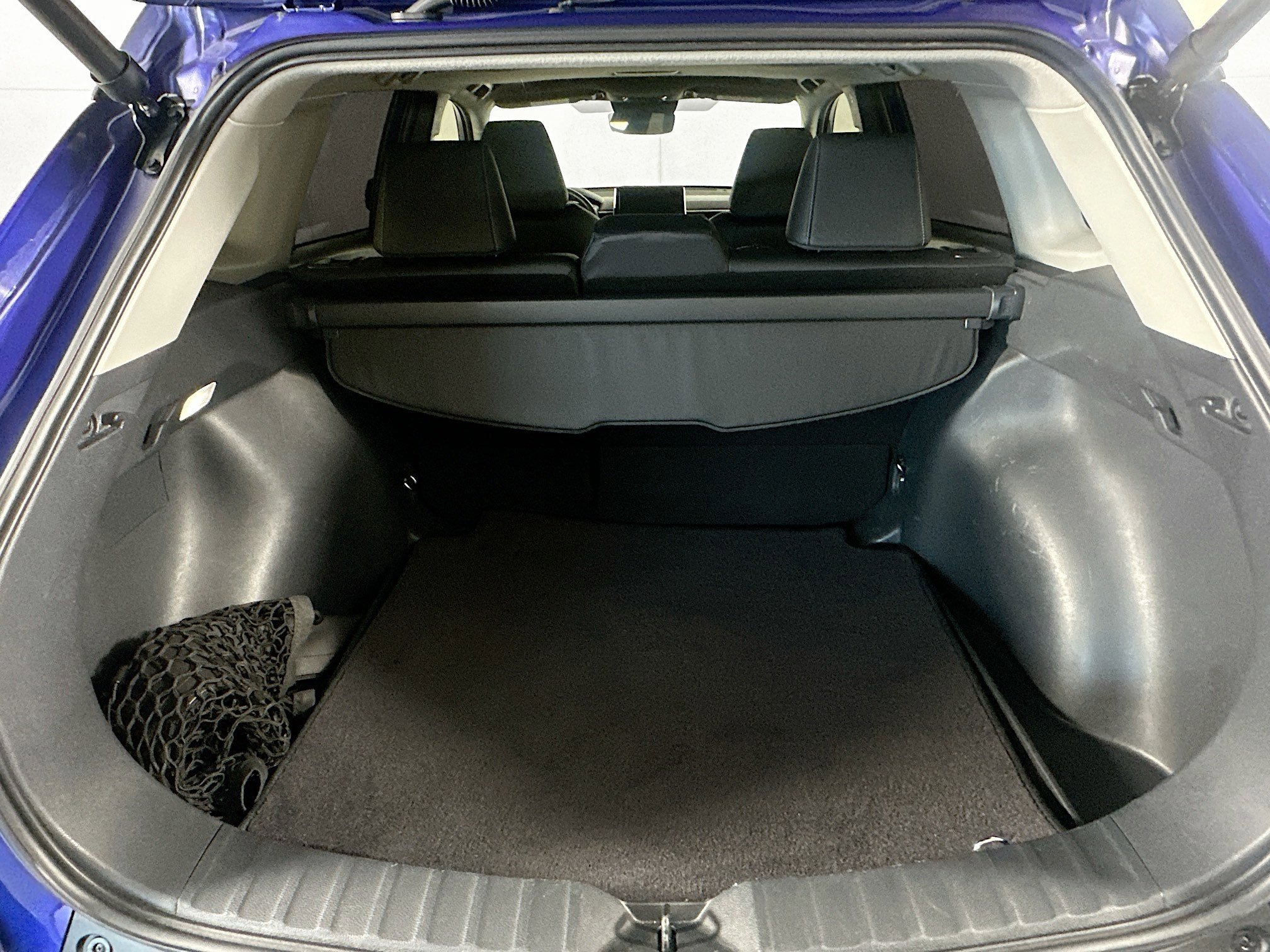 Used 2024 Toyota Corolla Cross XLE w/ Convenience Package image 29