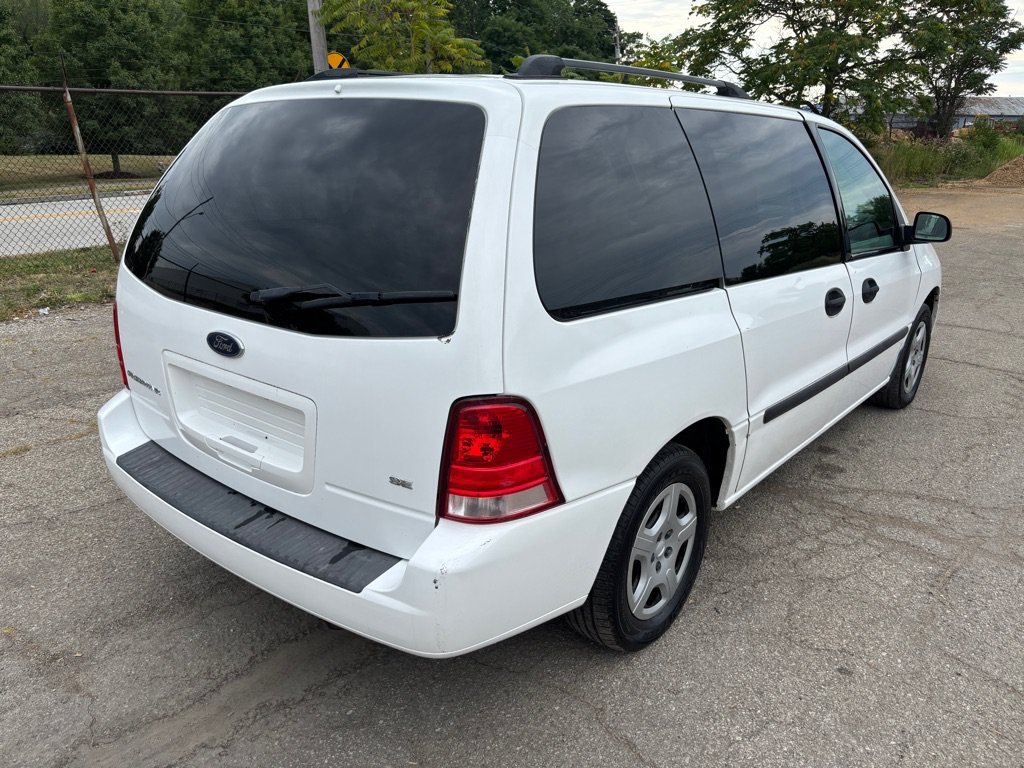 Used 2006 Ford Freestar SE FWD image 3