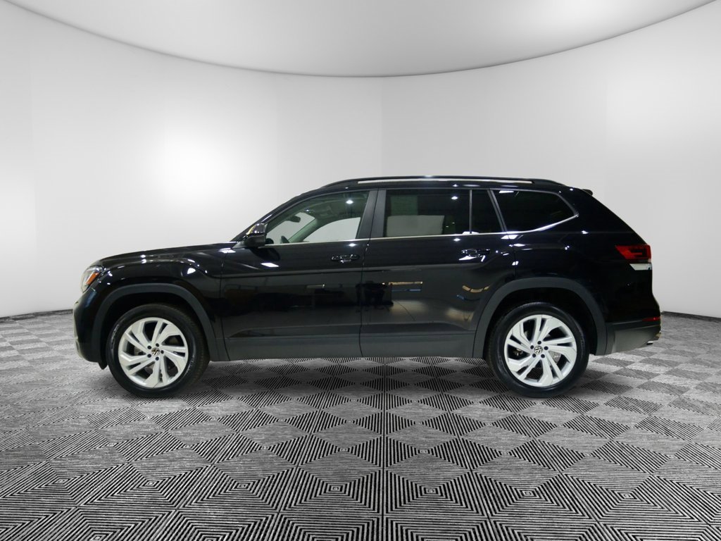 Used 2021 Volkswagen Atlas SE image 2