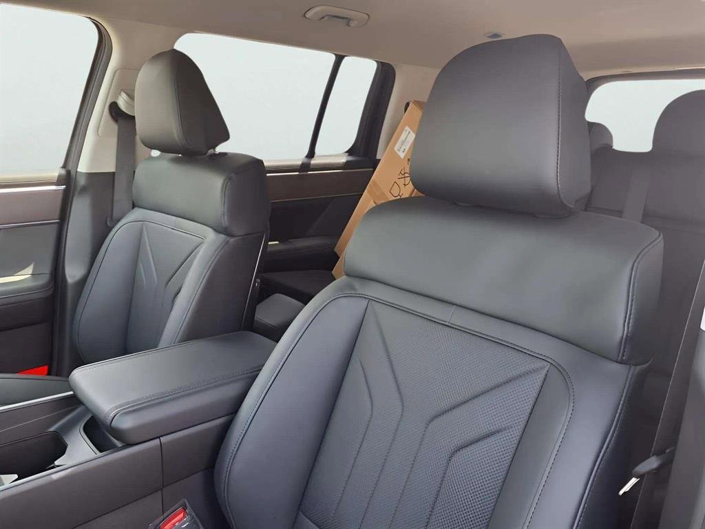 New 2026 Hyundai Santa Fe SEL image 10