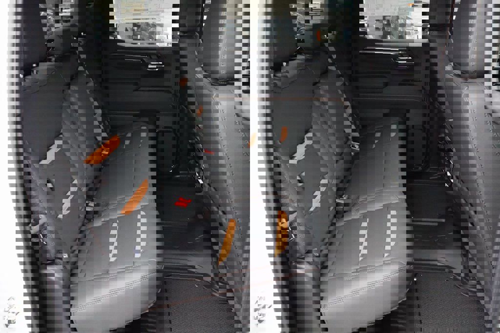 New 2026 GMC Sierra 1500 AT4 w/ AT4 Premium Package image 24