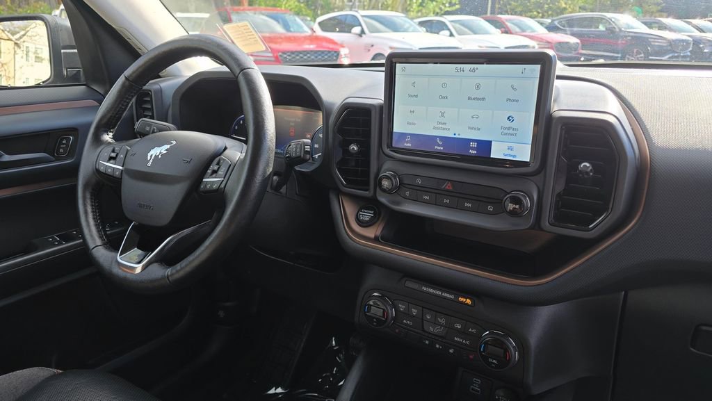 Used 2021 Ford Bronco Sport Outer Banks w/ Outer Banks Package (96D) image 11