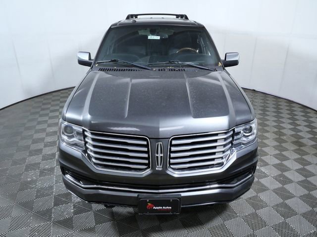 Used 2016 Lincoln Navigator L Reserve AWD/4WD image 3