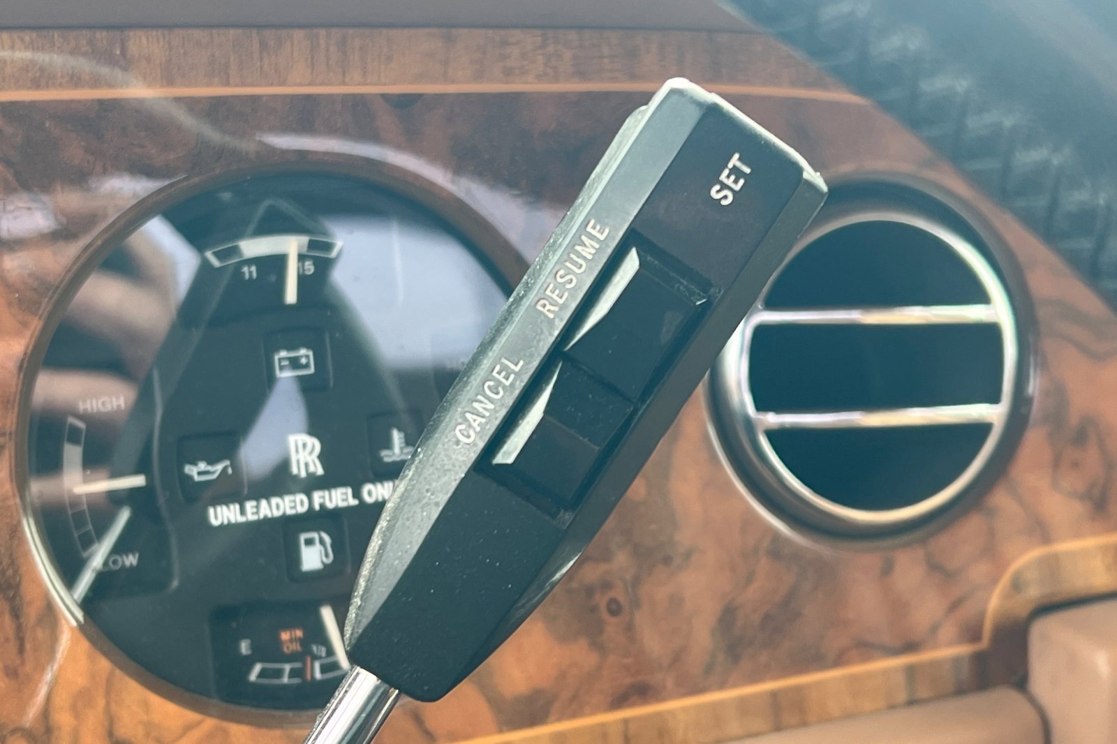 Used 1993 Rolls-Royce Silver Spur II image 17