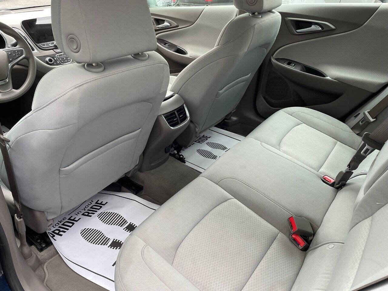 Used 2020 Chevrolet Malibu LT image 13