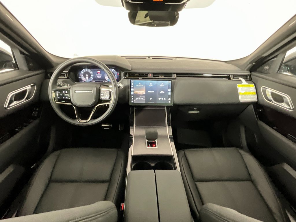 New 2026 Land Rover Range Rover Velar Dynamic SE image 4