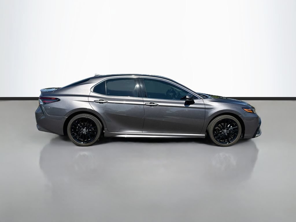 Used 2024 Toyota Camry XSE FWD image 9
