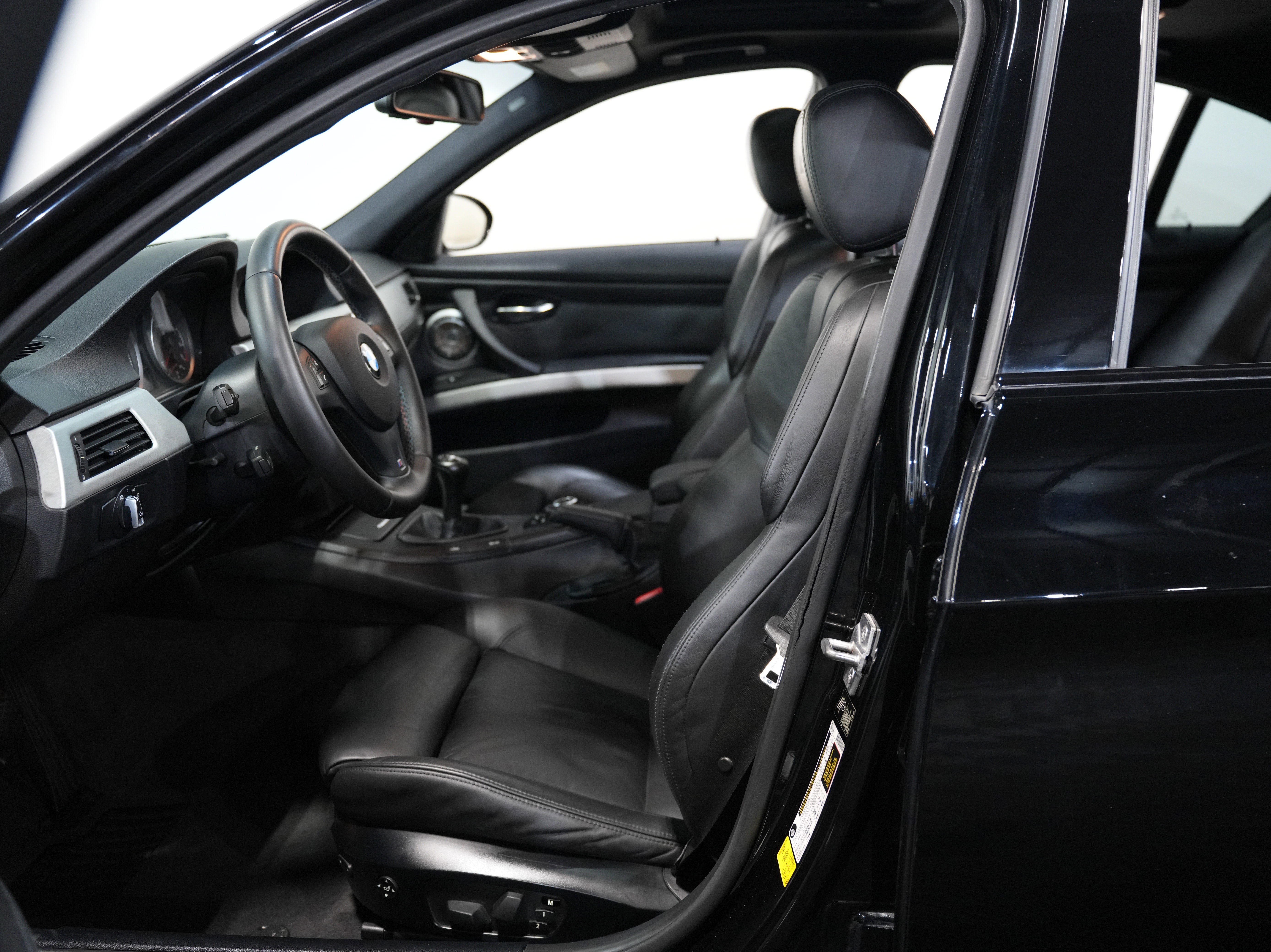 Used 2011 BMW M3 Sedan image 32