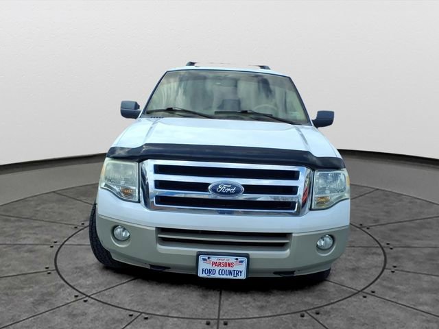 Used 2010 Ford Expedition 4WD image 2