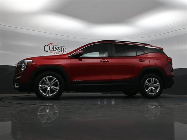 Used 2023 GMC Terrain SLE w/ Driver Convenience Package image 25