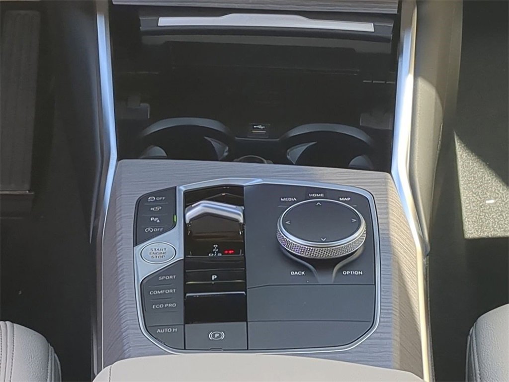 New 2026 BMW 330i 330i w/ Convenience Package image 18