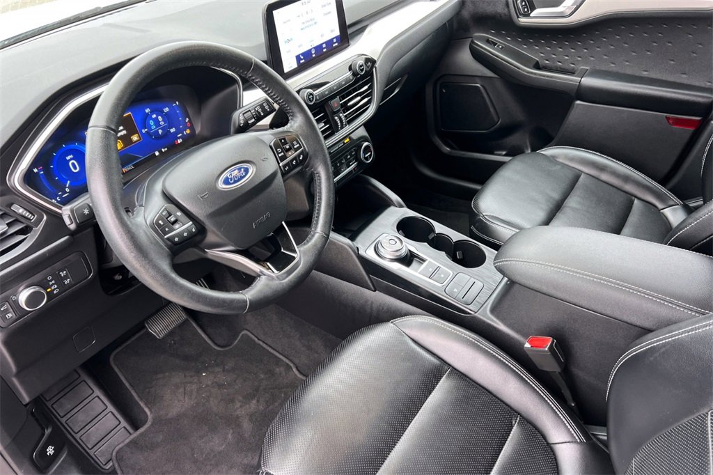 Used 2020 Ford Escape SE Sport image 12