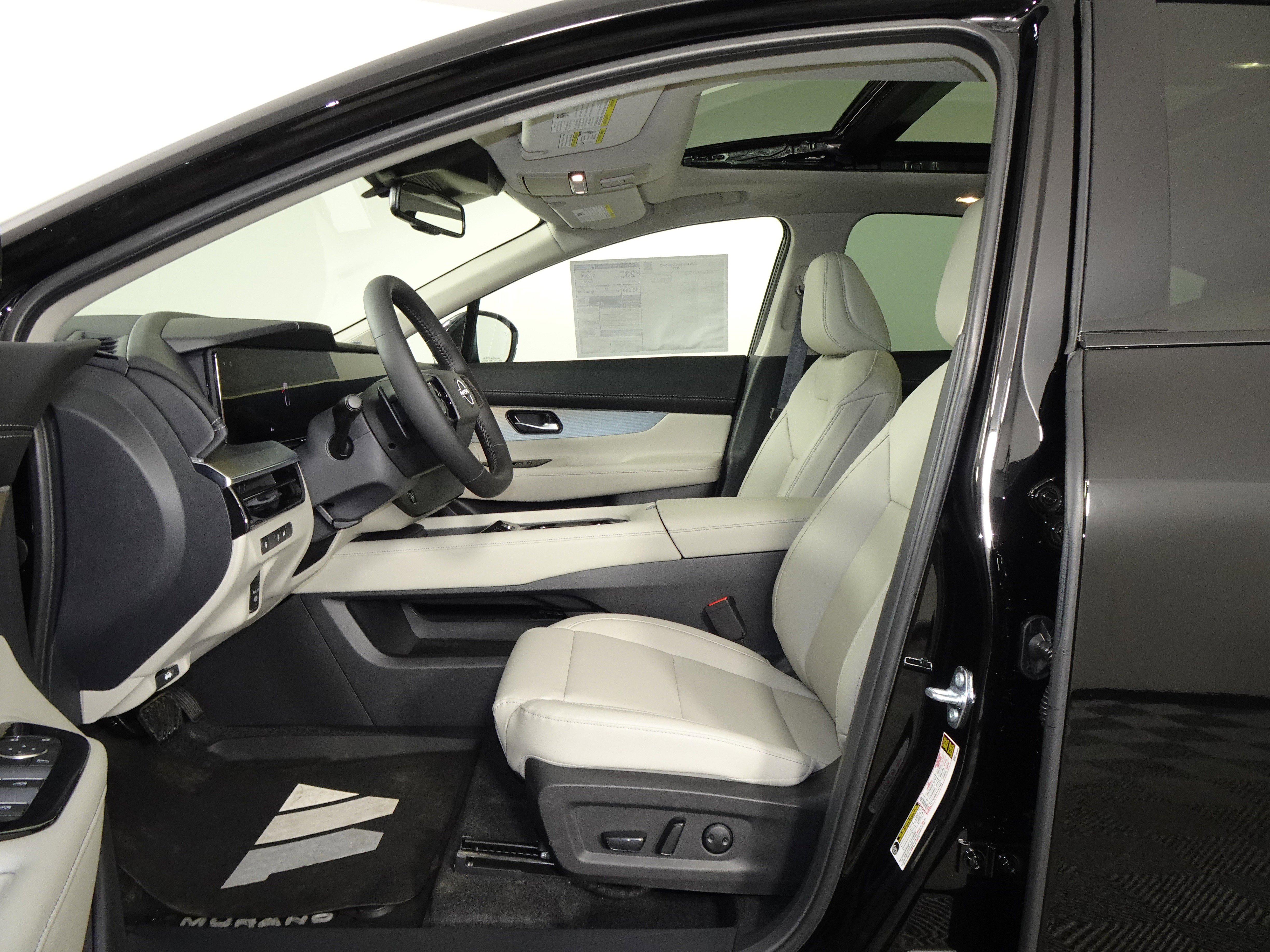 New 2025 Nissan Murano SL image 4