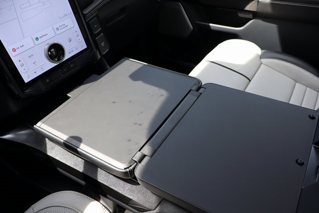 New 2025 Ford F150 Lightning Platinum image 40