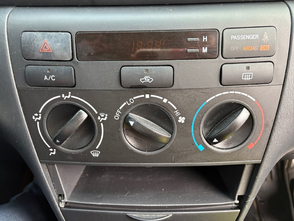 Used 2005 Toyota Corolla S w/ Enhanced Pwr Pkg FWD image 21
