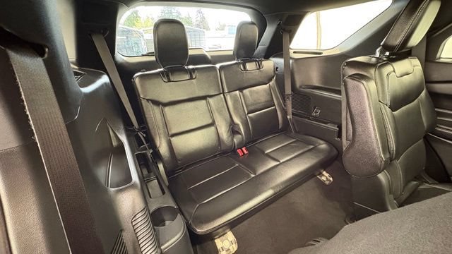 Used 2023 Ford Explorer ST AWD/4WD image 34