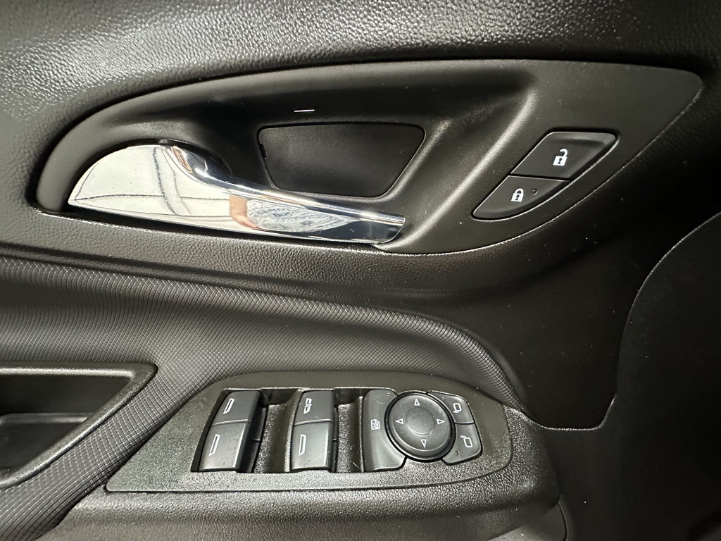 Used 2024 Chevrolet Equinox RS AWD/4WD image 23