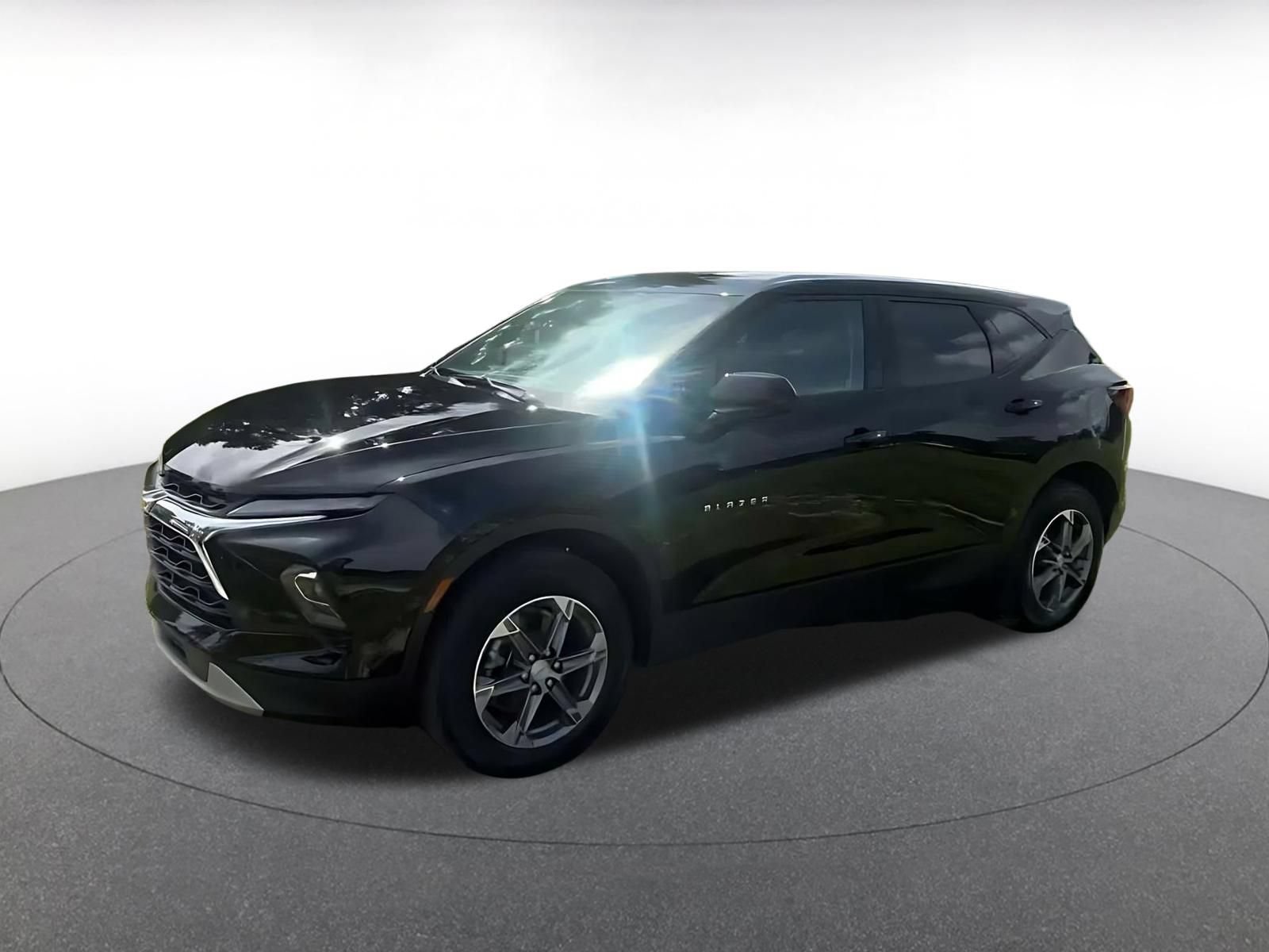Used 2026 Chevrolet Blazer LT FWD image 7