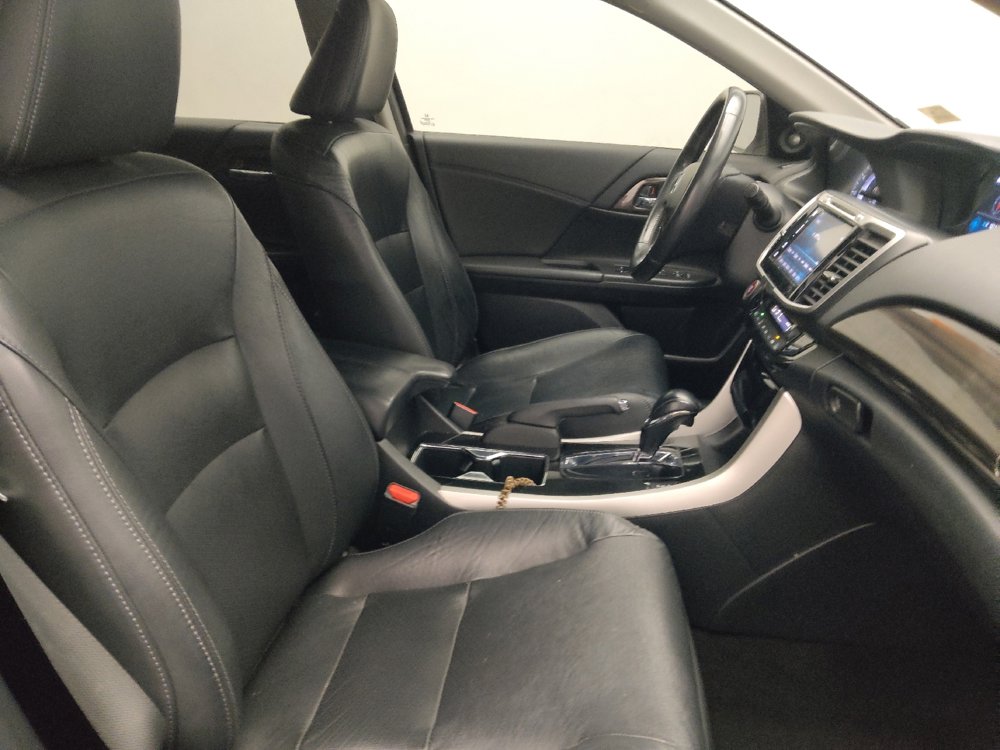 Used 2016 Honda Accord EX-L image 21