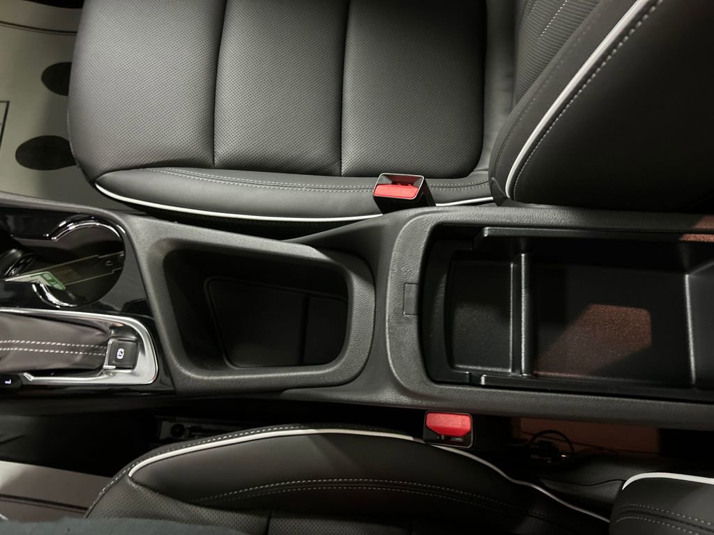 Used 2026 Buick Encore GX Avenir w/ Avenir Technology Package image 21