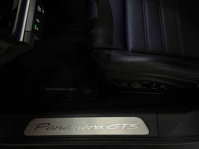 Certified 2025 Porsche Panamera GTS AWD/4WD image 32