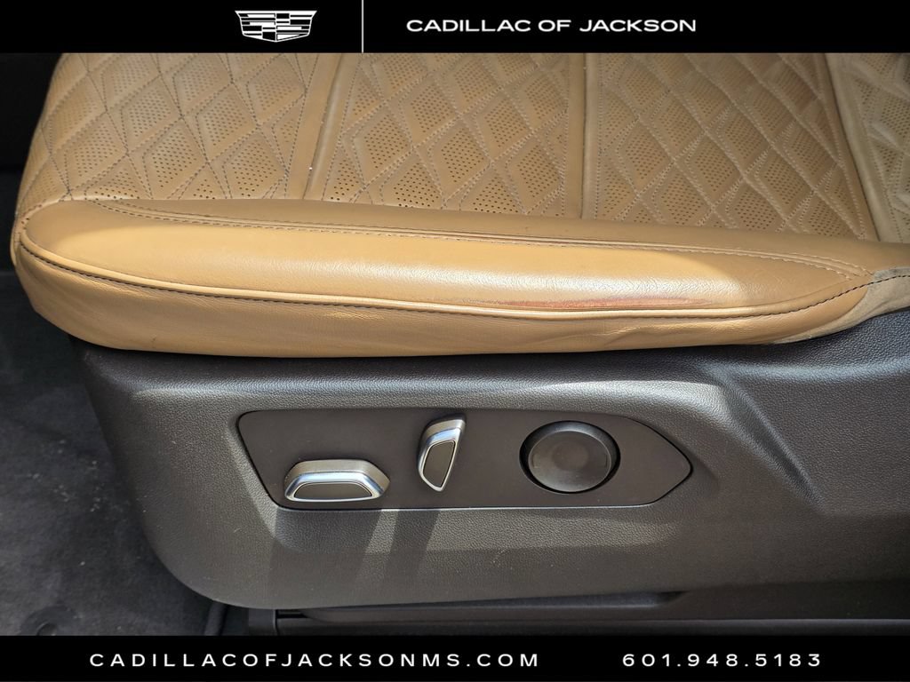 Certified 2023 Cadillac Escalade Premium Luxury AWD/4WD image 20