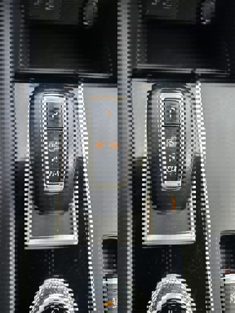 Used 2023 Mitsubishi Outlander SE image 14