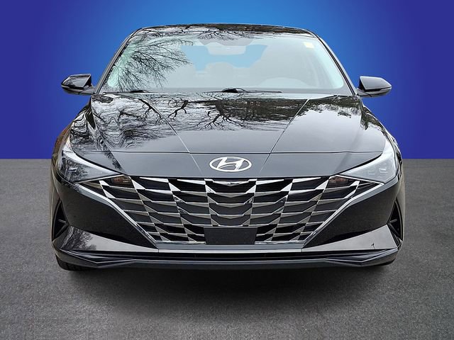 Used 2023 Hyundai Elantra Limited image 2