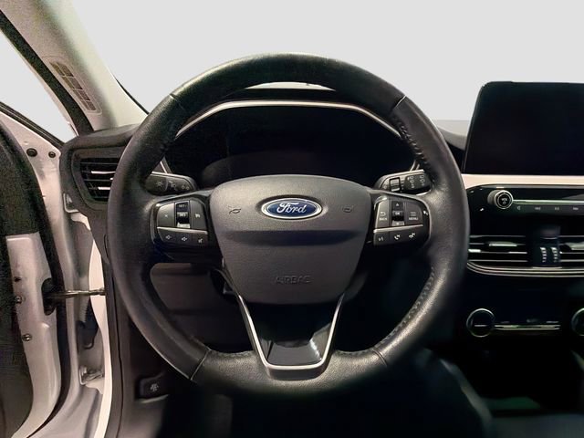 Used 2021 Ford Escape SEL image 9