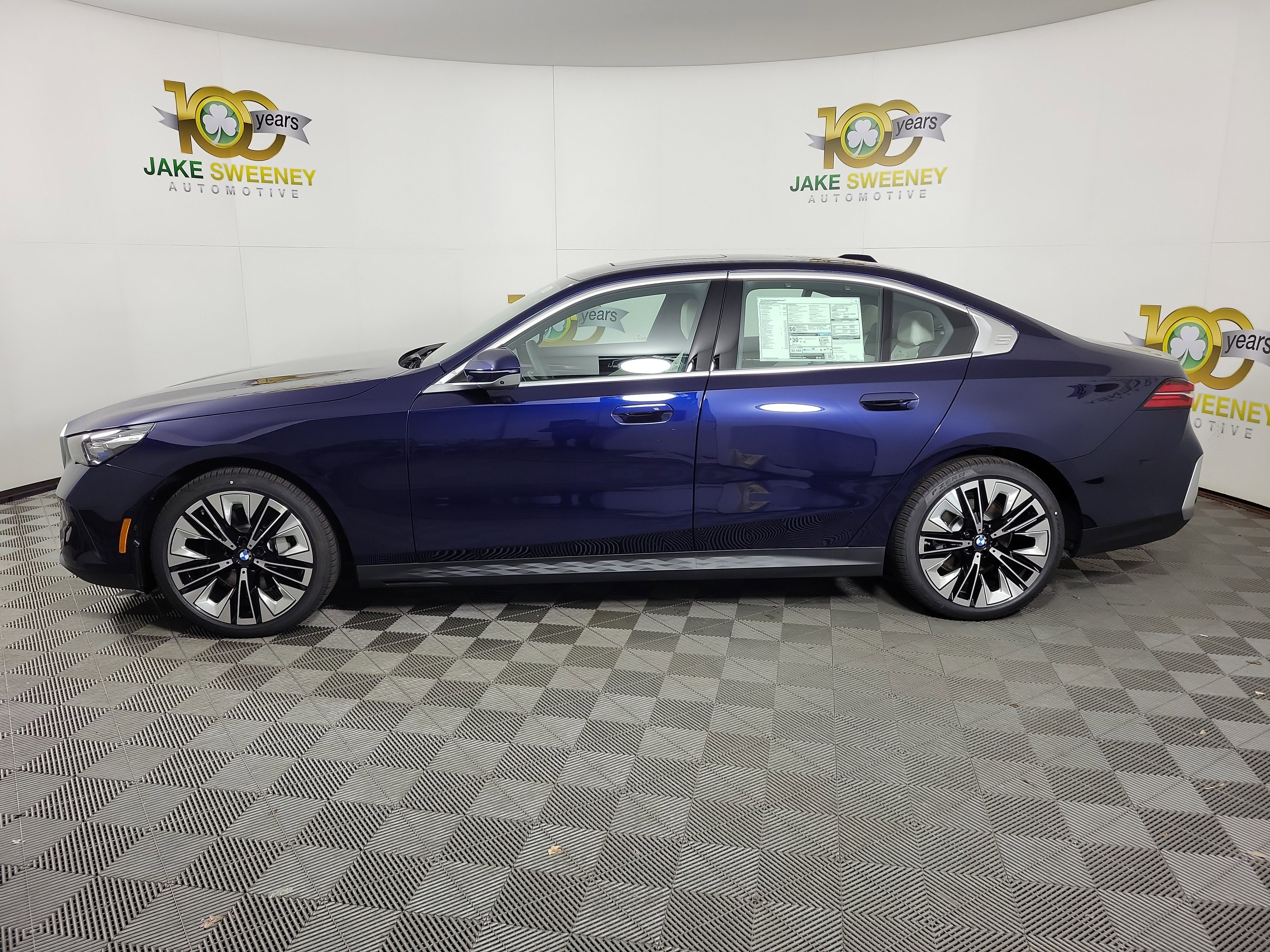 New 2026 BMW 530i xDrive AWD/4WD image 4