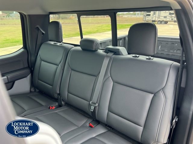 New 2025 Ford F250 XLT w/ Black Appearance Package image 22