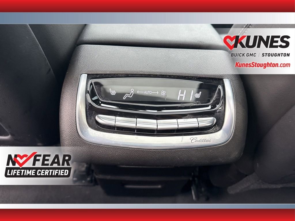 Used 2024 Cadillac XT6 Sport image 36