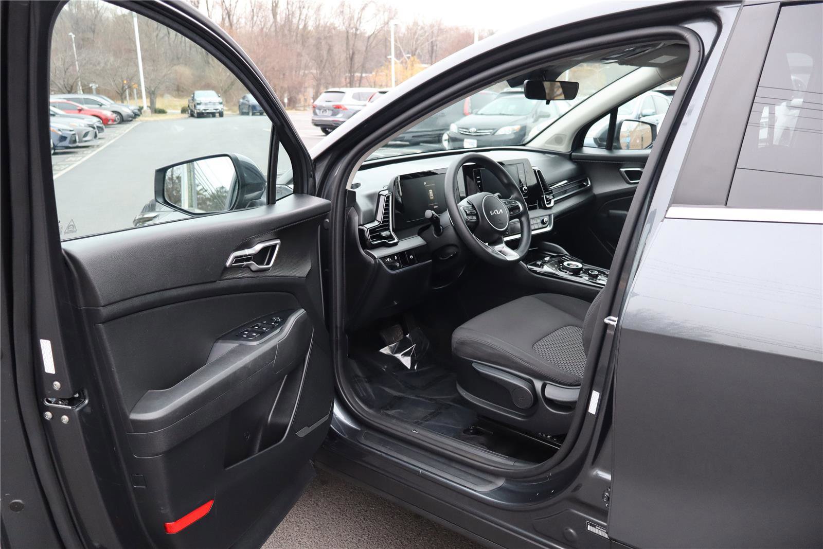 Certified 2023 Kia Sportage LX image 12