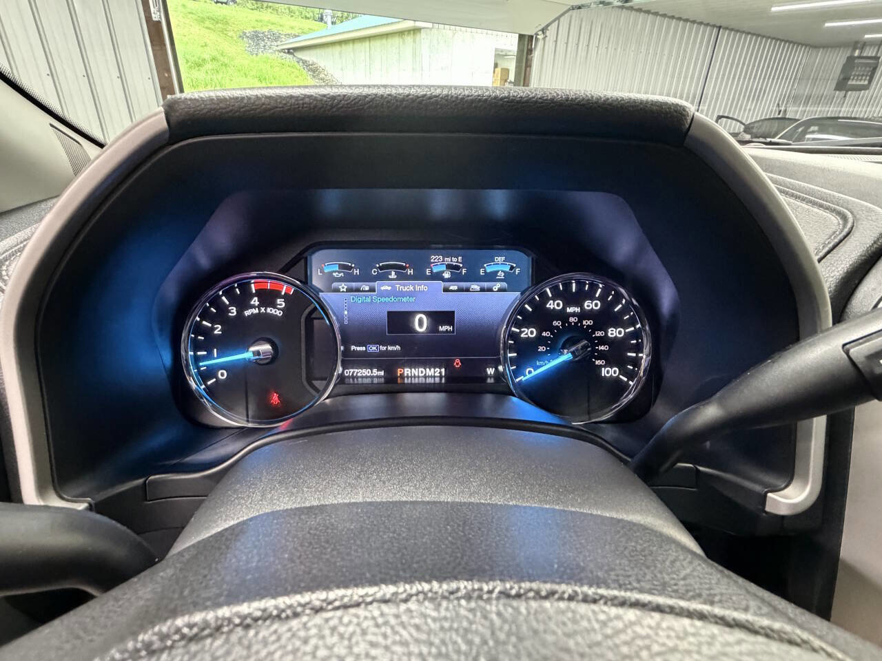 Used 2017 Ford F350 Lariat w/ Lariat Ultimate Package AWD/4WD image 23