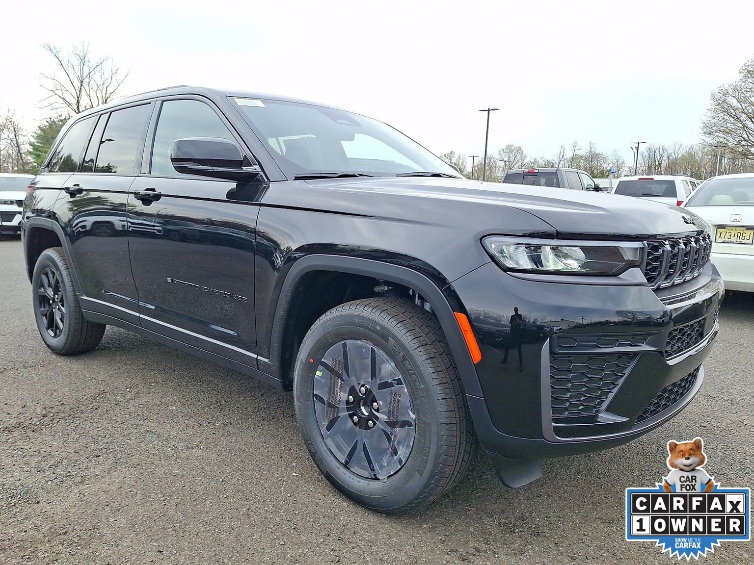 New 2026 Jeep Grand Cherokee Altitude image 2