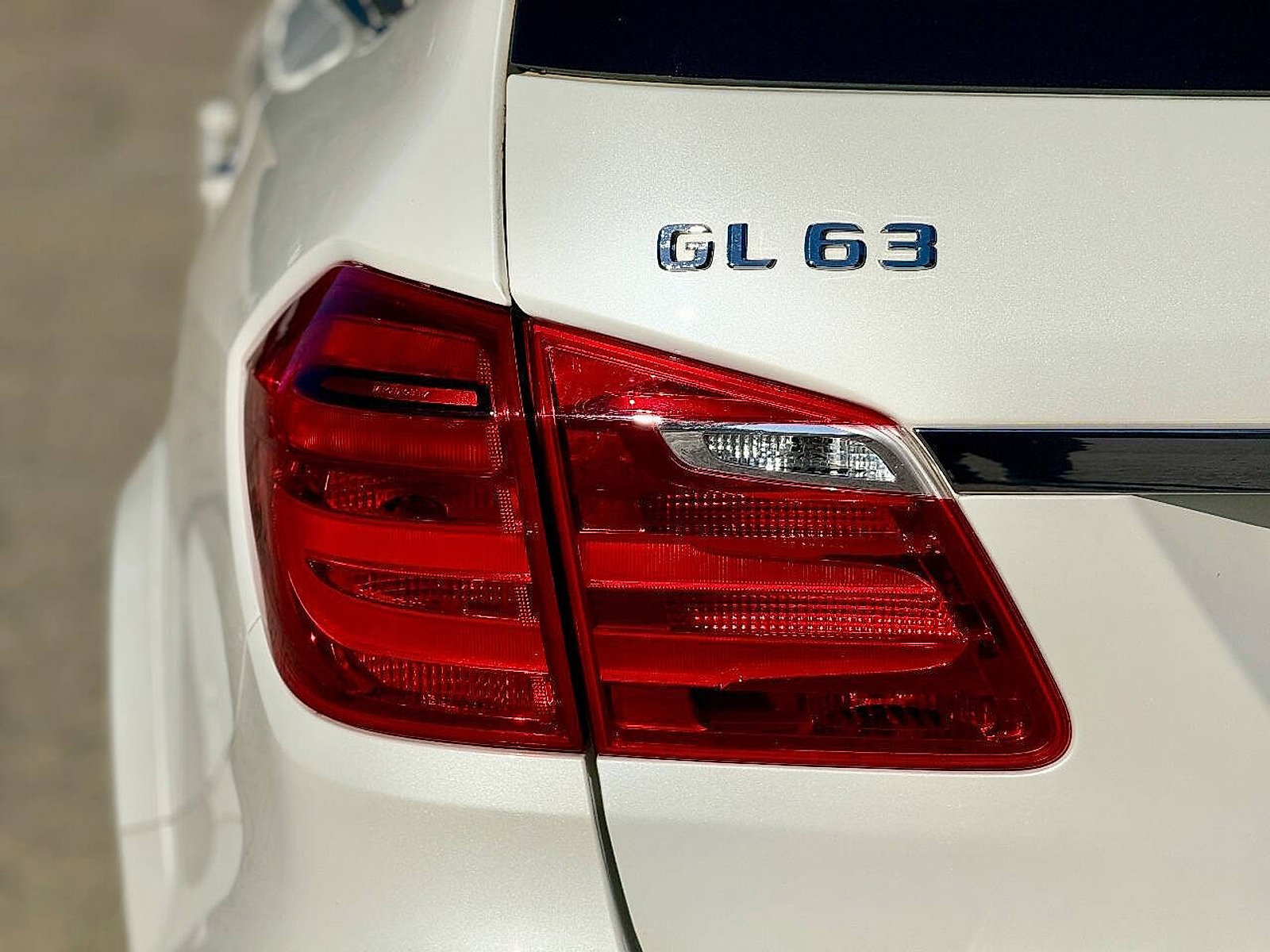 Used 2014 Mercedes-Benz GL 63 AMG 4MATIC image 10