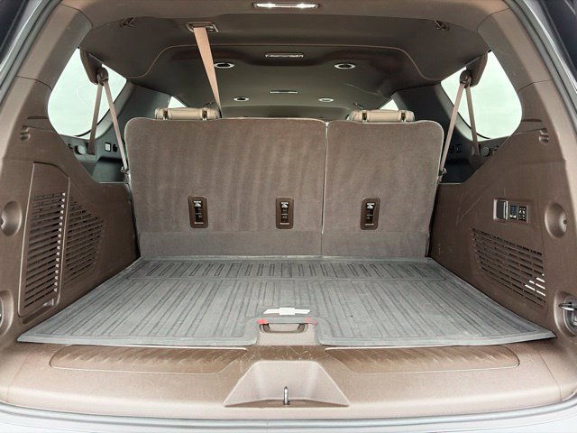 Used 2024 GMC Yukon XL SLT w/ SLT Luxury Package AWD/4WD image 42