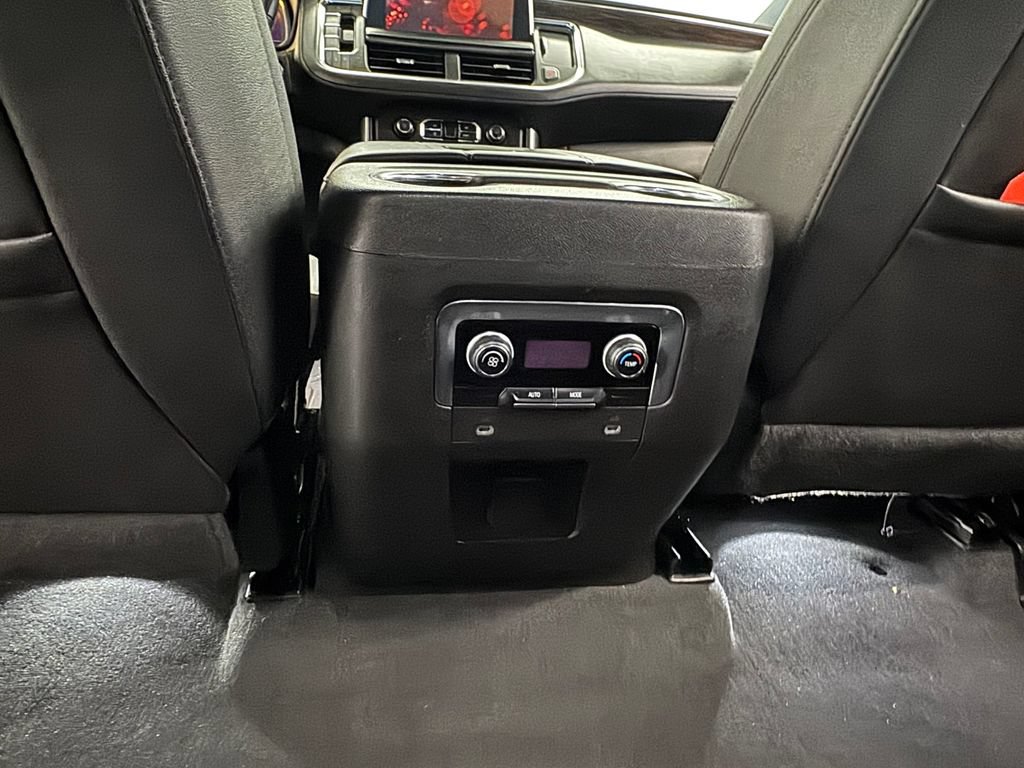 Used 2023 Chevrolet Suburban Z71 AWD/4WD image 40