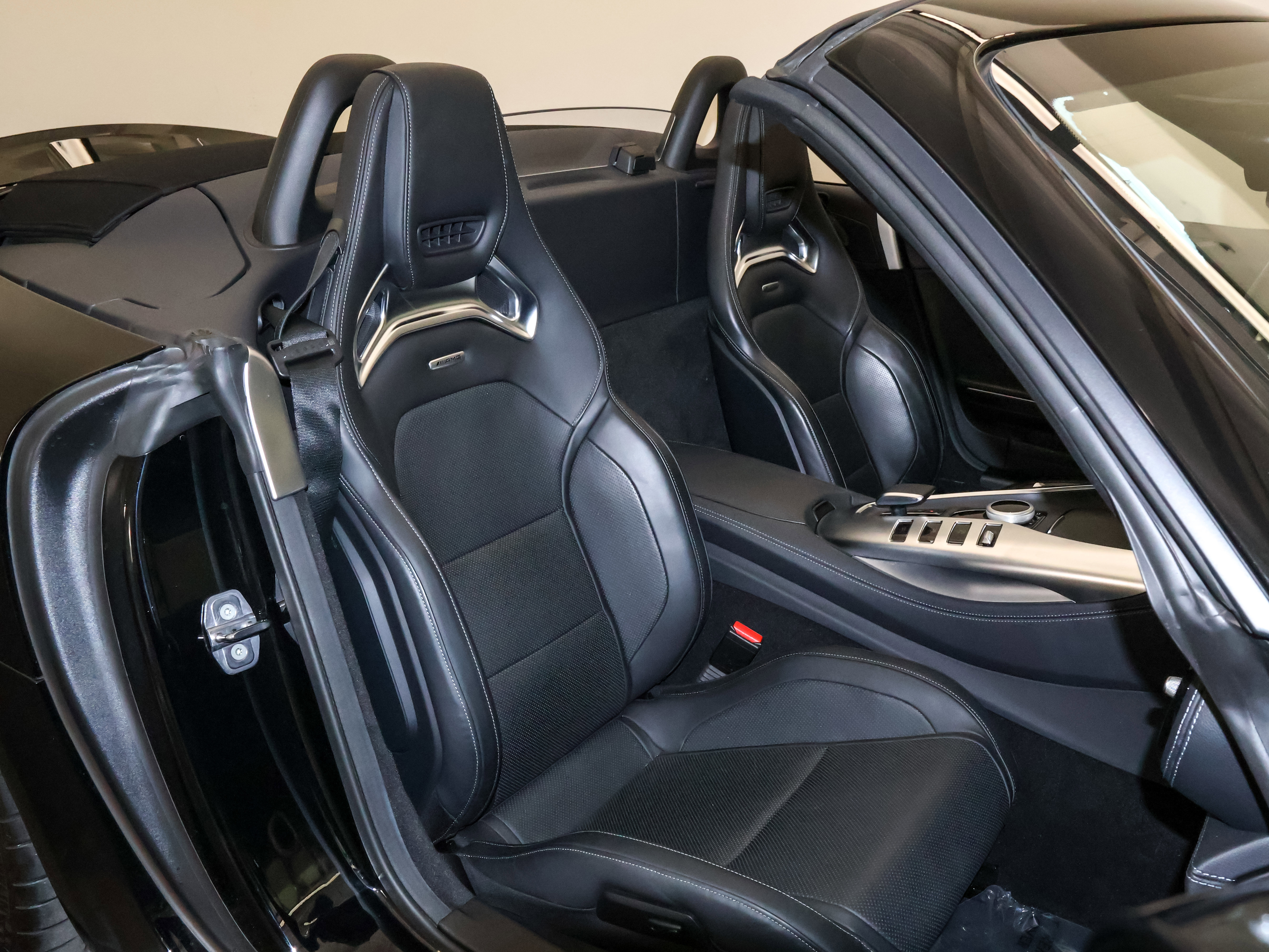 Used 2021 Mercedes-Benz AMG GT Roadster image 41