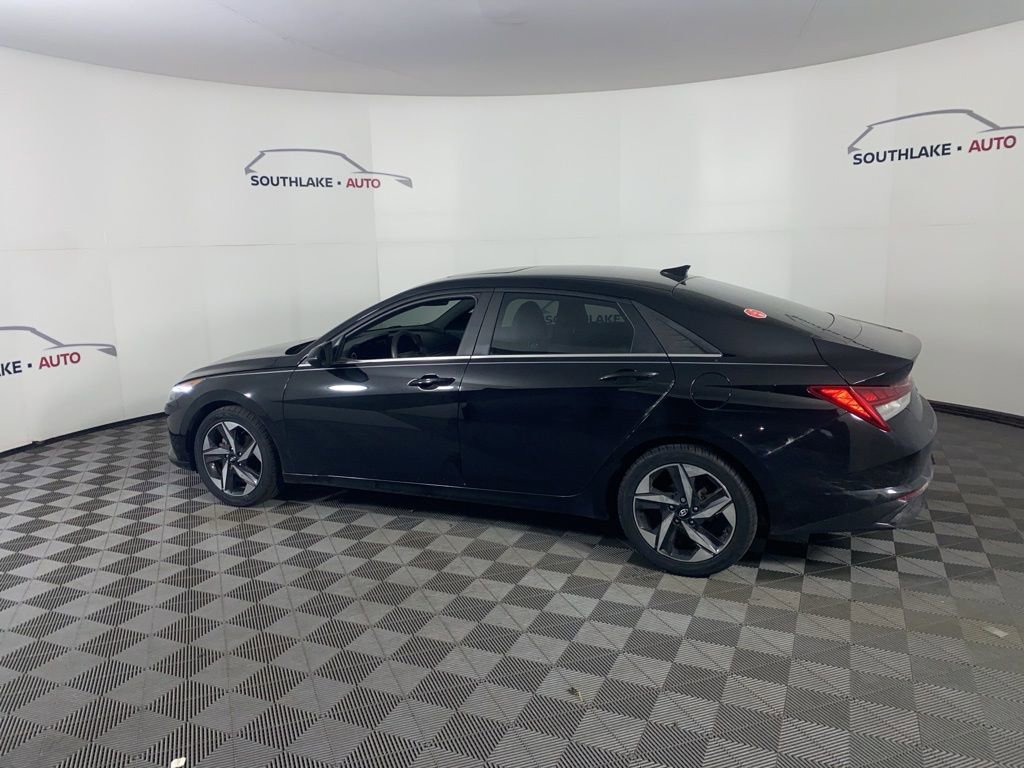 Used 2022 Hyundai Elantra SEL w/ Convenience + Premium Package image 6