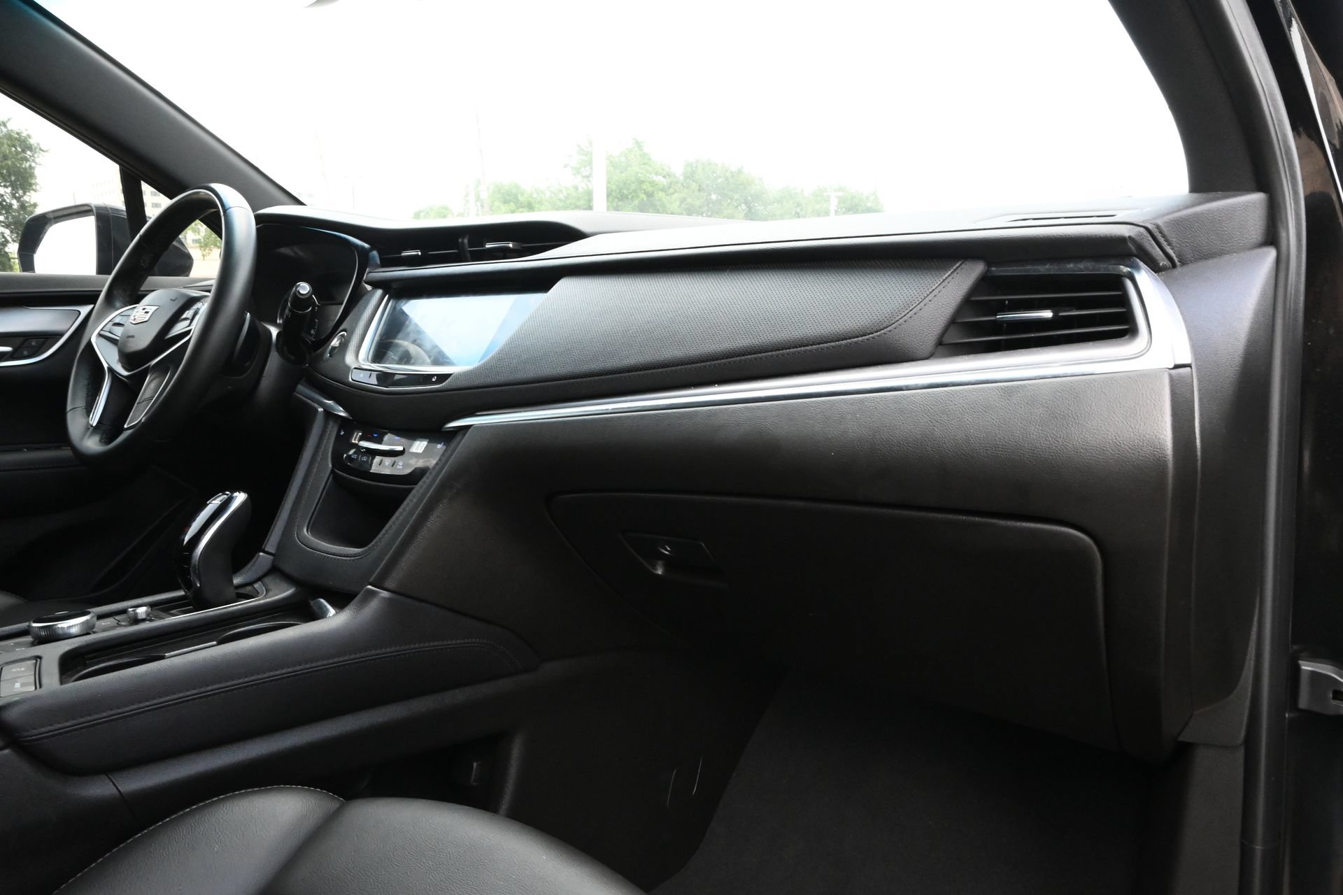 Certified 2025 Cadillac XT5 Luxury FWD image 25
