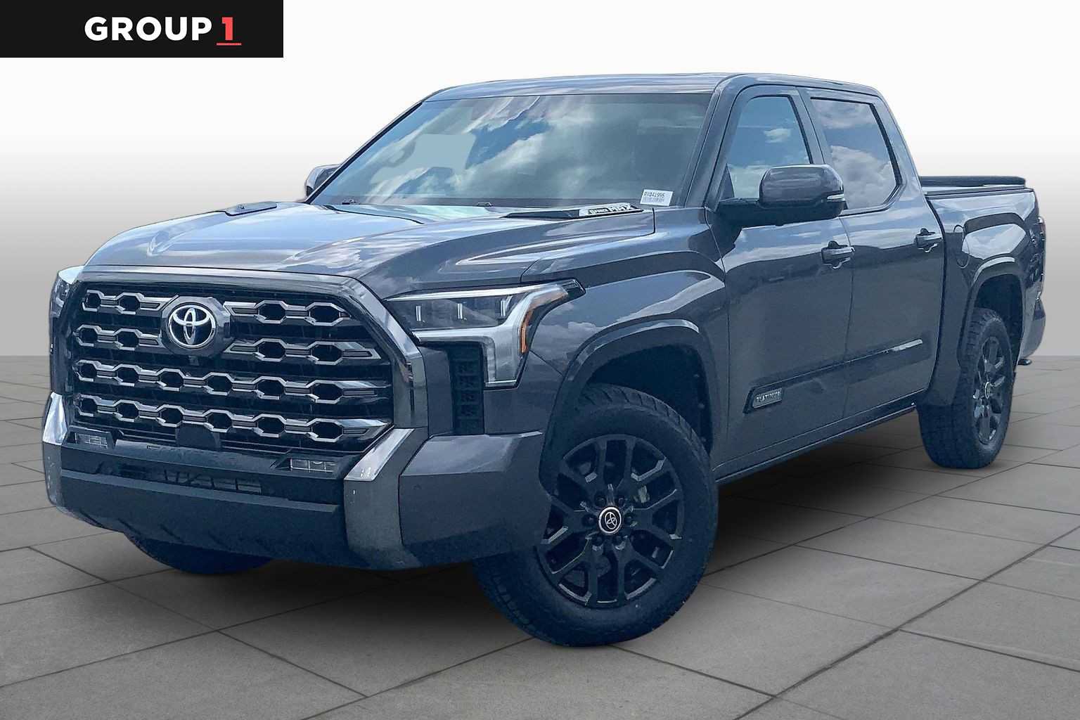 Used 2024 Toyota Tundra Platinum AWD/4WD image 1