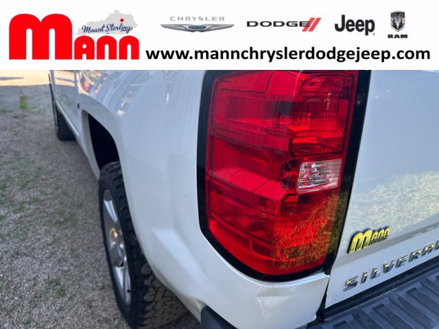 Used 2017 Chevrolet Silverado 1500 LT w/ All Star Edition AWD/4WD image 26