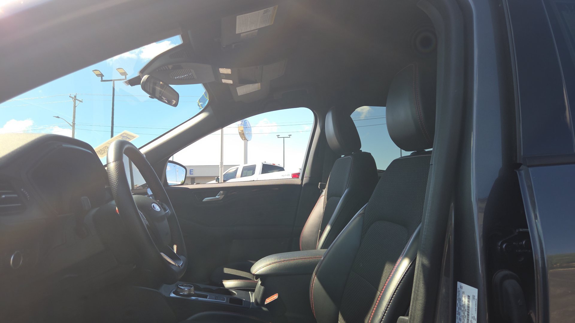 Used 2023 Ford Escape ST-Line w/ Tech Pack #1 AWD/4WD image 15