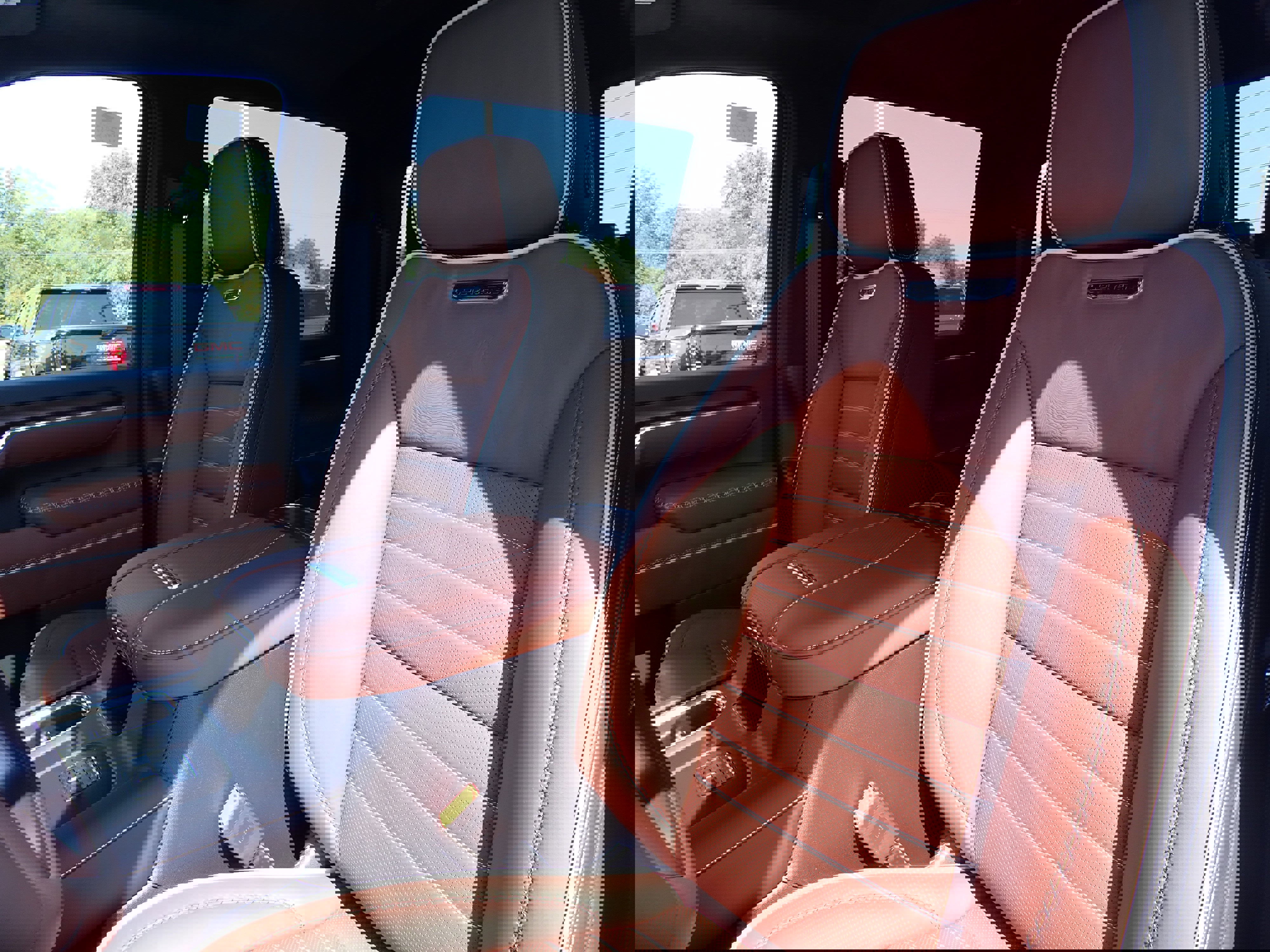 New 2026 GMC Sierra 2500 Denali Ultimate image 16