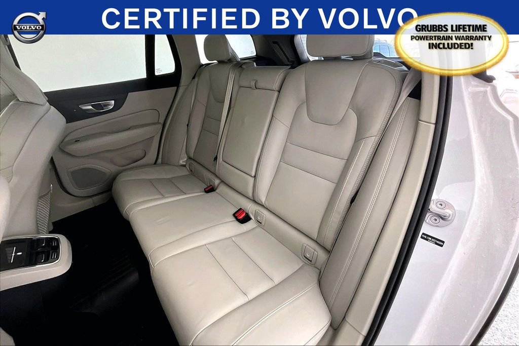 Used 2025 Volvo V60 B5 Cross Country Ultra w/ Protection Package Premier image 34